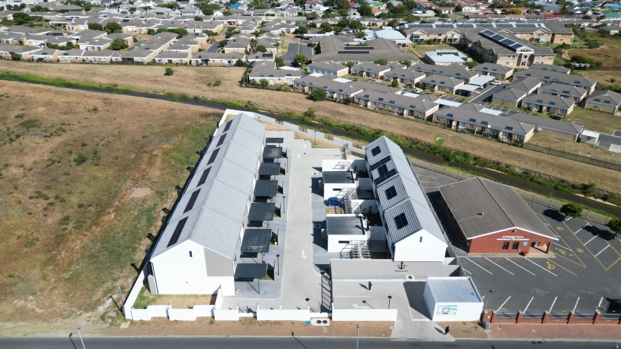 2 Bedroom Property for Sale in Gordons Bay Central Western Cape